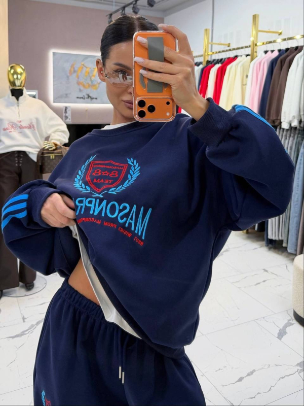 Set de două piese pentru relaxare, cu broderie și model 3D – bluza cu mânecă lungă și pantaloni, din amestec bumbac-poliester