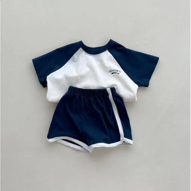 Set din două piese în stil korean, unisex: tricou cu mânecă scurtă și pantaloni scurți din bumbac, vară