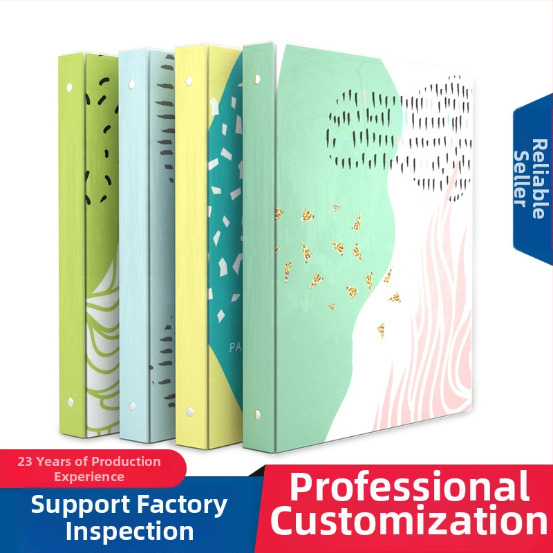 Dosar PVC cu 3 găuri în formă de O, copertă cu model geometric, logo personalizat, format A4