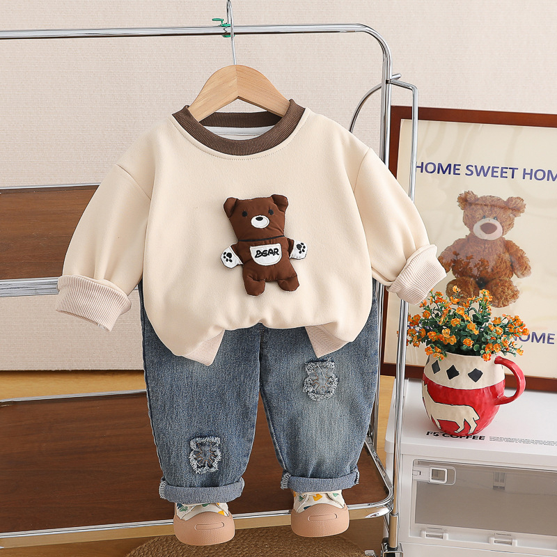 Set băieți de toamnă: pulover cu guler rotund și șorturi, design 3D ursuleț