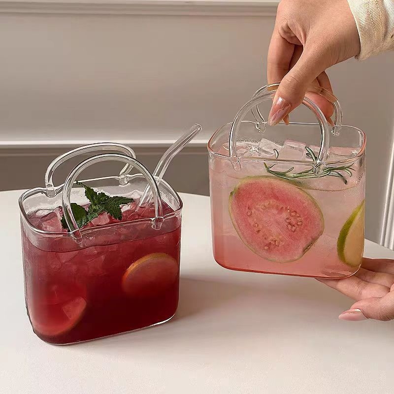 Pahar din sticlă în formă de geantă pentru băuturi: sucuri, ceai cu lapte și cocktailuri, transparent, rezistent la căldură, vară