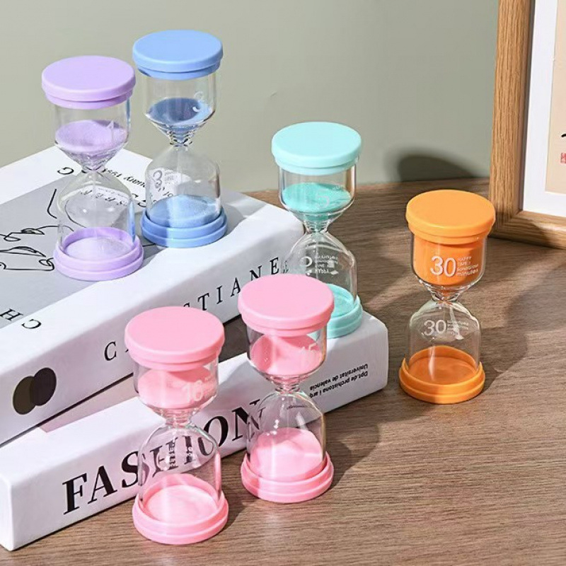 Ceas cu nisip mic în formă de macarons pentru copii - realizat manual, ornament decorativ, stil minimalist modern, cadou