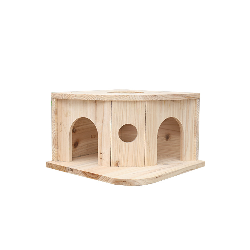 Cuib din lemn pentru animale de dimensiuni mici, cu intrări duble, multiple deschideri și formă în evantai; potrivit pentru hamsteri și alte animale mici.