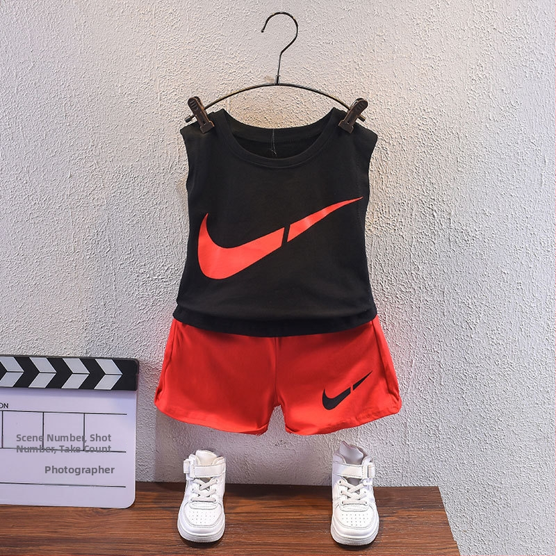 Set pentru copii băieți, două piese: top fără mâneci și pantaloni scurți, vară