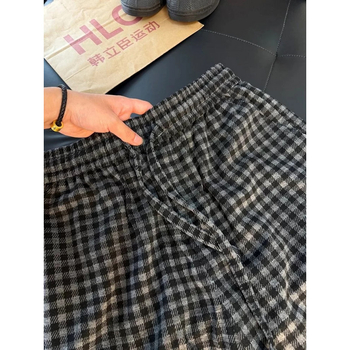 Shorturi de vară pentru bărbați, stil japonez minimalist, în carouri, material ușor din poliester, croială lejeră, potrivite pentru plajă și purtare zilnică