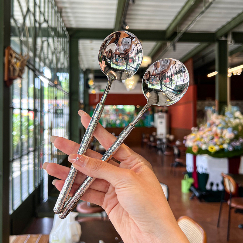 Set de tacâmuri occidentale din oțel inoxidabil, cu finisaj ciocănit și luciu oglindă, cu cuțit pentru steak cu model circular diamantat, lingură și furculiță, 3 piese, stil hotel