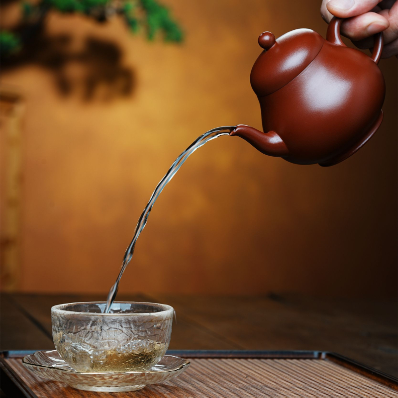 Ceainic Xuntao din argilă Yixing Gongfu, nisip purpuriu, suprafață pictată manual, ceramică premium, stil modern minimalist