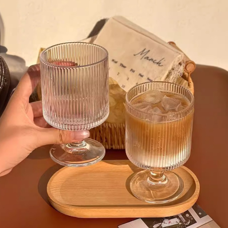 Pahar înalt cu dungă, pentru băuturi, suc și apă