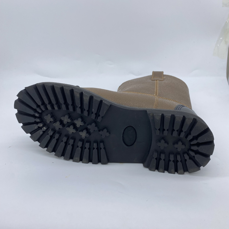 Goodyear-style bocanci de protecție, căptușiți cu piele naturală, înalte, cu vârf din oțel, talpă din cauciuc, rezistente la abraziune și la temperaturi înalte; protecție
