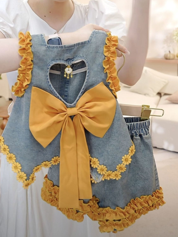 Set denim pentru fetițe vara: top fără mâneci și șorturi casual cu funda inimă