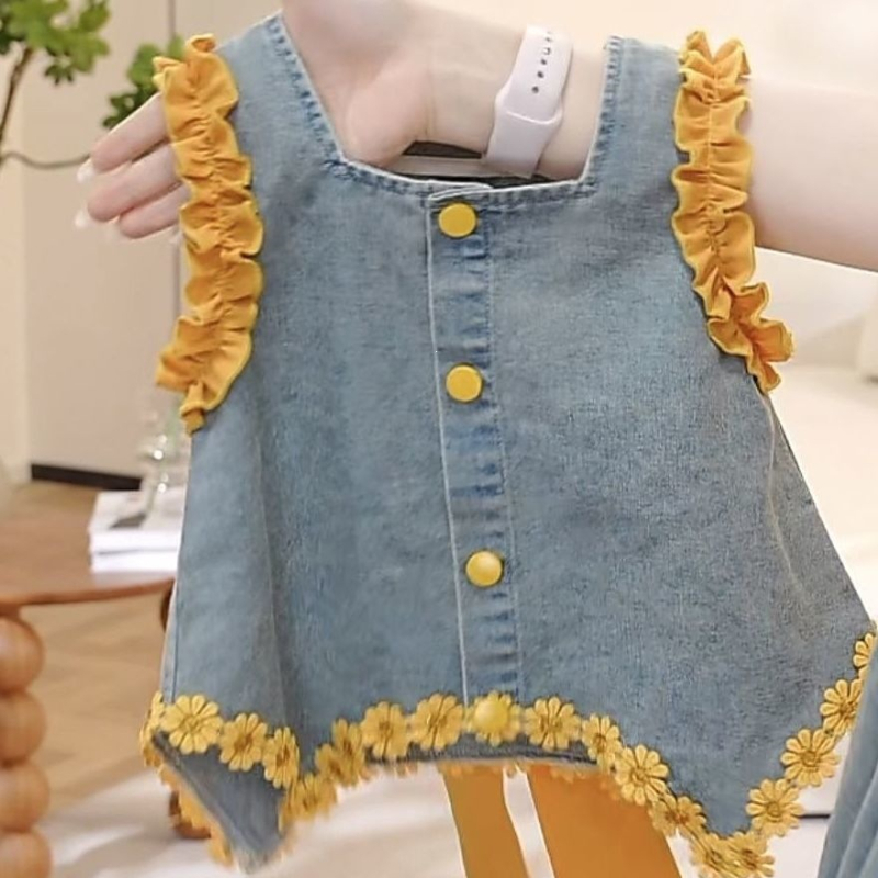 Set denim pentru fetițe vara: top fără mâneci și șorturi casual cu funda inimă
