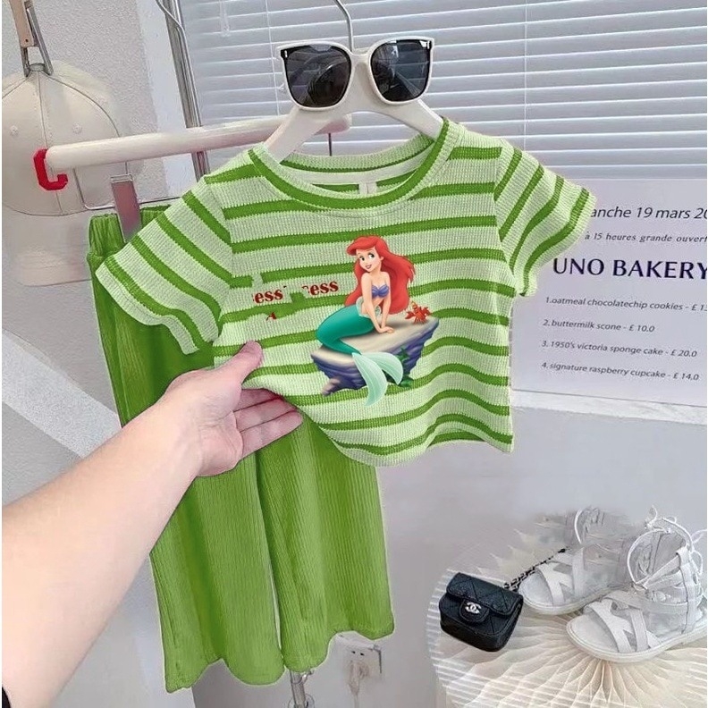 Set din două piese pentru fetițe cu dungi, tricou cu mânecă scurtă, imprimeu desen animat, material ușor și răcoros, pantaloni cu croială largă, vară 2026