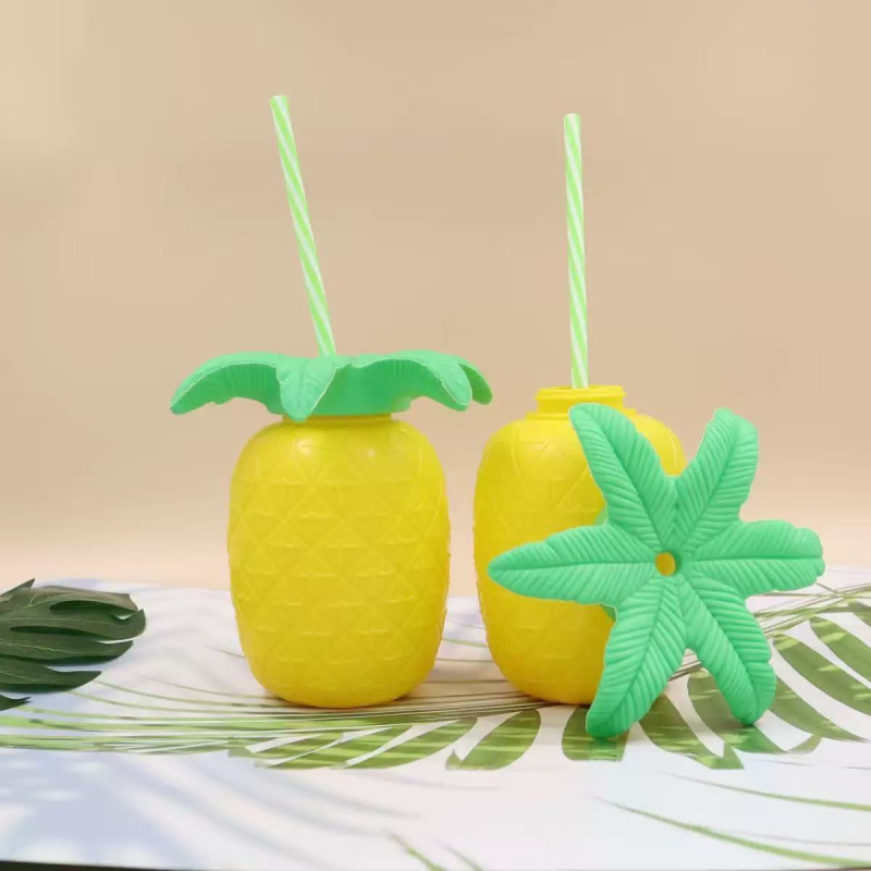 Pahar plastic în formă de ananas, cu pai