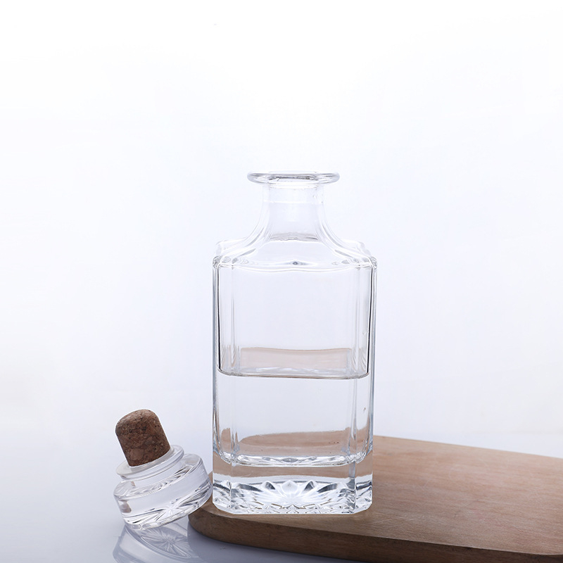 Sticlă simplă de whisky, transparentă, 750 ml, sticlă din cristal alb îngroșat, dop din plută sigilat