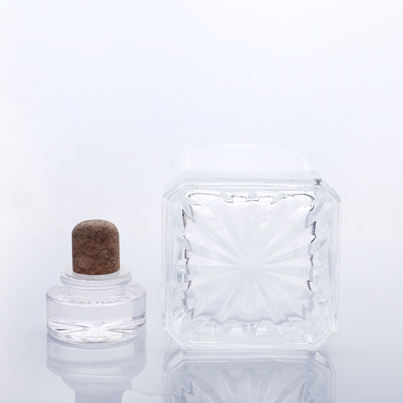 Sticlă simplă de whisky, transparentă, 750 ml, sticlă din cristal alb îngroșat, dop din plută sigilat