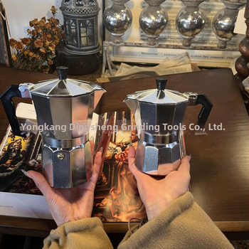 Moka din aluminiu italian, design octagonal, stil european