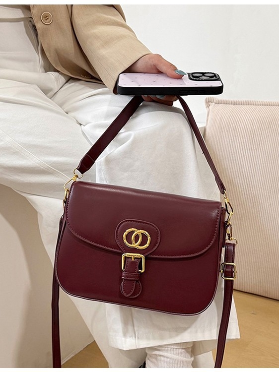 Geantă crossbody mare, din piele sintetică, cu clapă