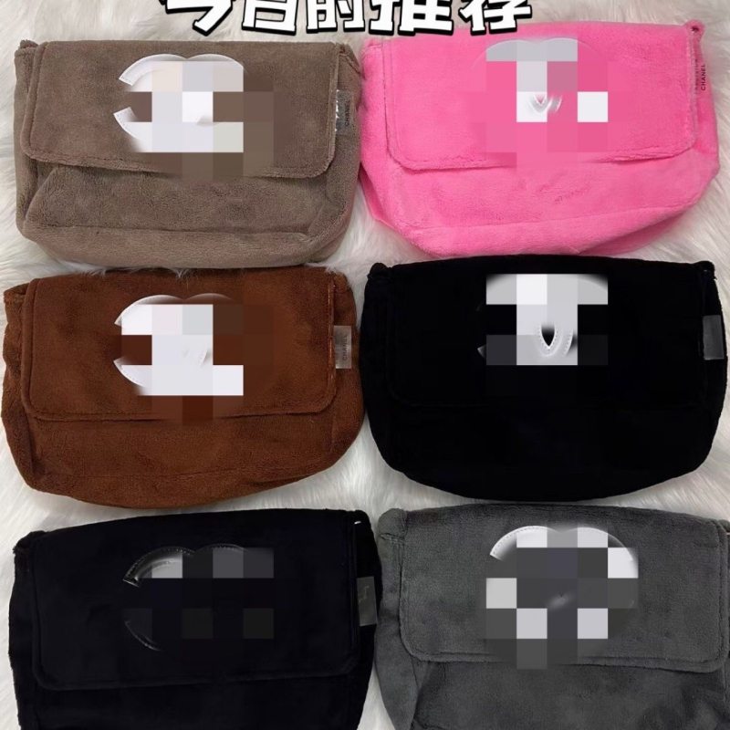Geantă crossbody din velur, curea de umăr din lanț și clapă, culoare uni