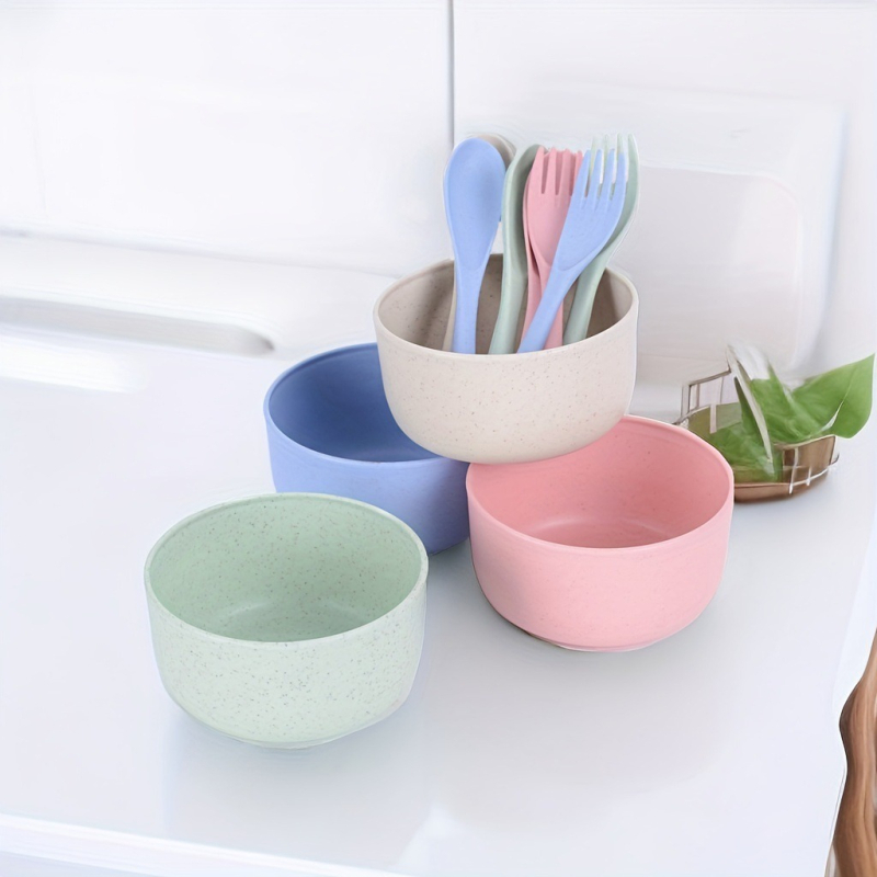 Set de veselă din paie de grâu, 12 piese: boluri, boluri de supă, linguri și furci; design modern minimalist; potrivit pentru microunde; uz casnic