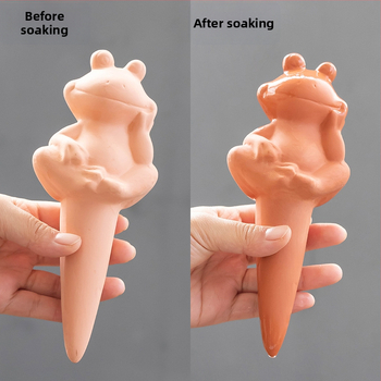 Sistem de udare din ceramică roșie cu irigare prin picurare pentru ghivece