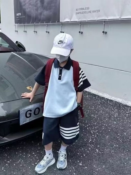 Băieți: Set de vară din două piese, tricou polo cu mâneca scurtă, în dungă, stil coreean