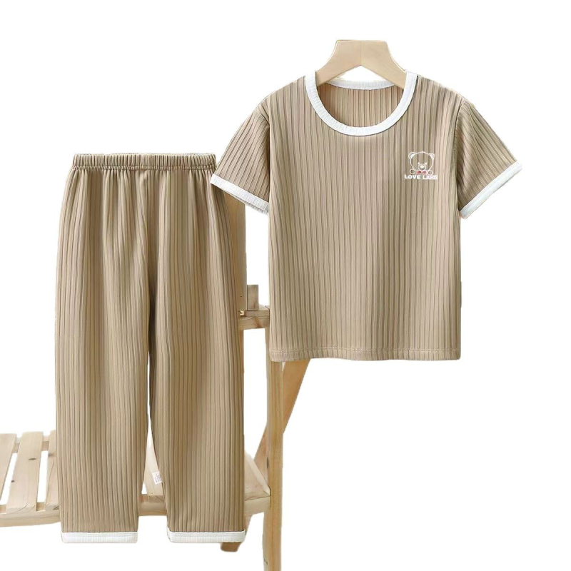 Pijama de vară pentru copii din ice silk, set cu tricou cu mâneci scurte și pantaloni 3/4, unisex, ușor și confortabil pentru casă