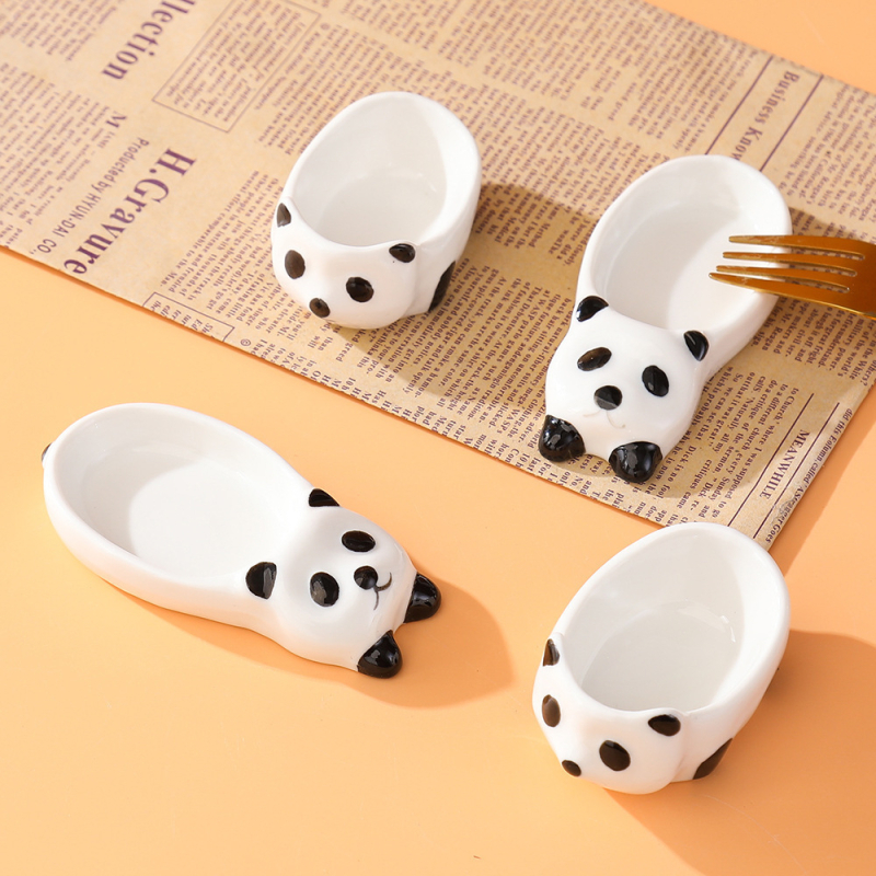 Farfurie ceramic Panda pentru sosuri, utilizare casnică, design drăguț, potrivită pentru sos de soia, oțet și sos pentru hot pot.