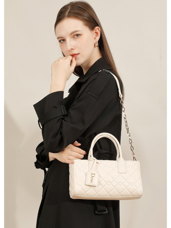 Geantă Boston XL din piele de vițel, în formă de gălușă, quiltată, curea lanț crossbody, pentru călătorii casual 2025