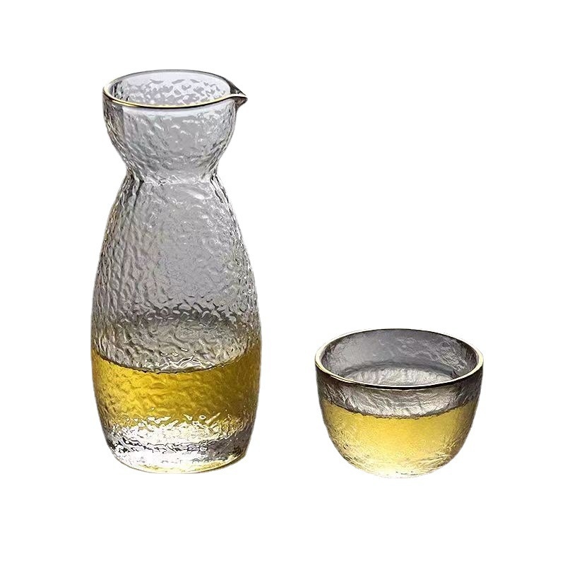 Set de sake în stil japonez, cu pahar în formă de cioc de vultur și încălzitor din cristal