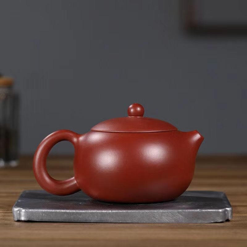 Ceainic autentic Yixing din lut purpuriu, capacitate mare, stil Xi Shi, motiv Roba Roșie, 350 ml