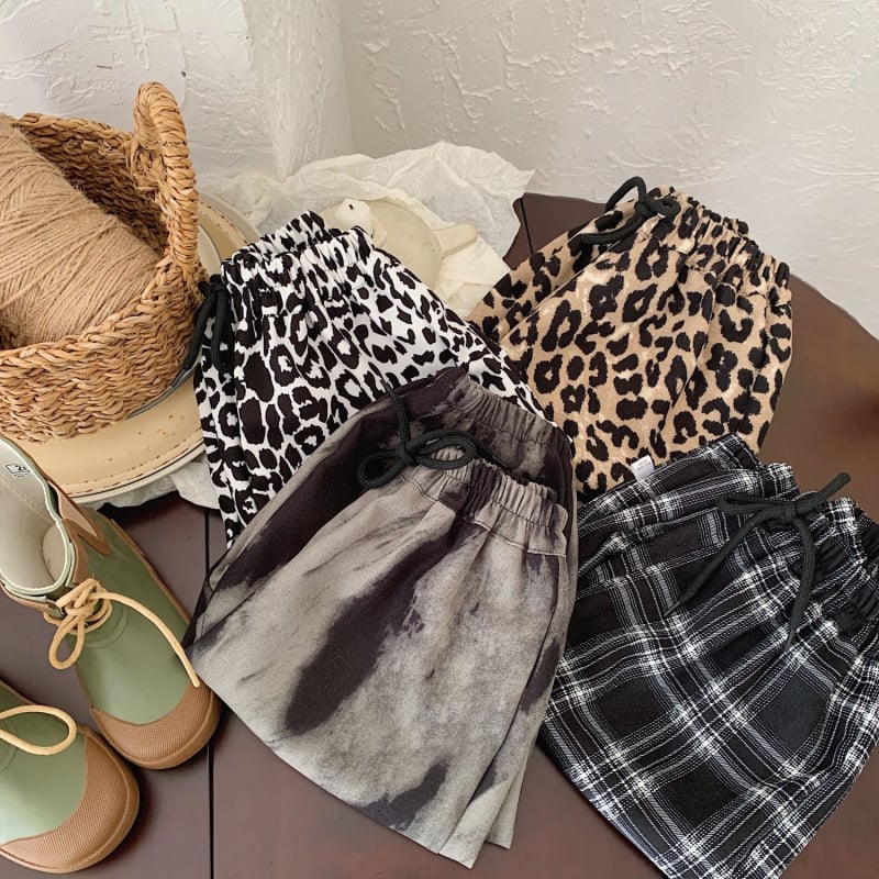 Pantaloni casual pentru copii, imprimeu leopard, stil coreean, material Ice-Silk
