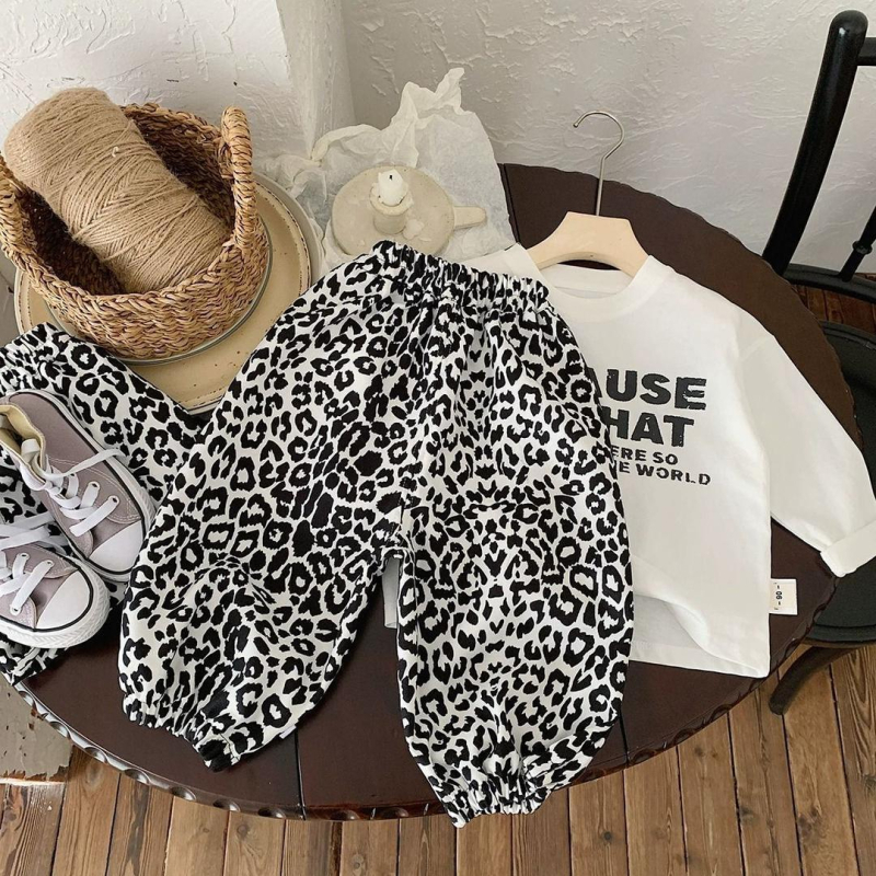Pantaloni casual pentru copii, imprimeu leopard, stil coreean, material Ice-Silk