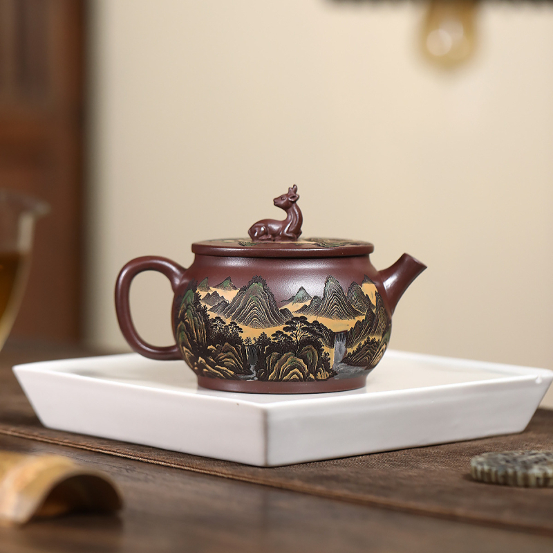 Ceainic din lut purpuriu Yixing, lut purpuriu mineral original, lucrat manual de un meșter în vârstă, gravură color pe întreg corpul, motiv Rui Lu Yun