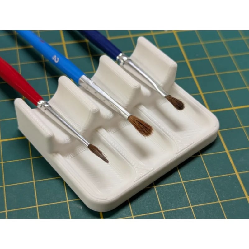 Suport pentru pensule tipărit 3D, portabil și ușor de curățat