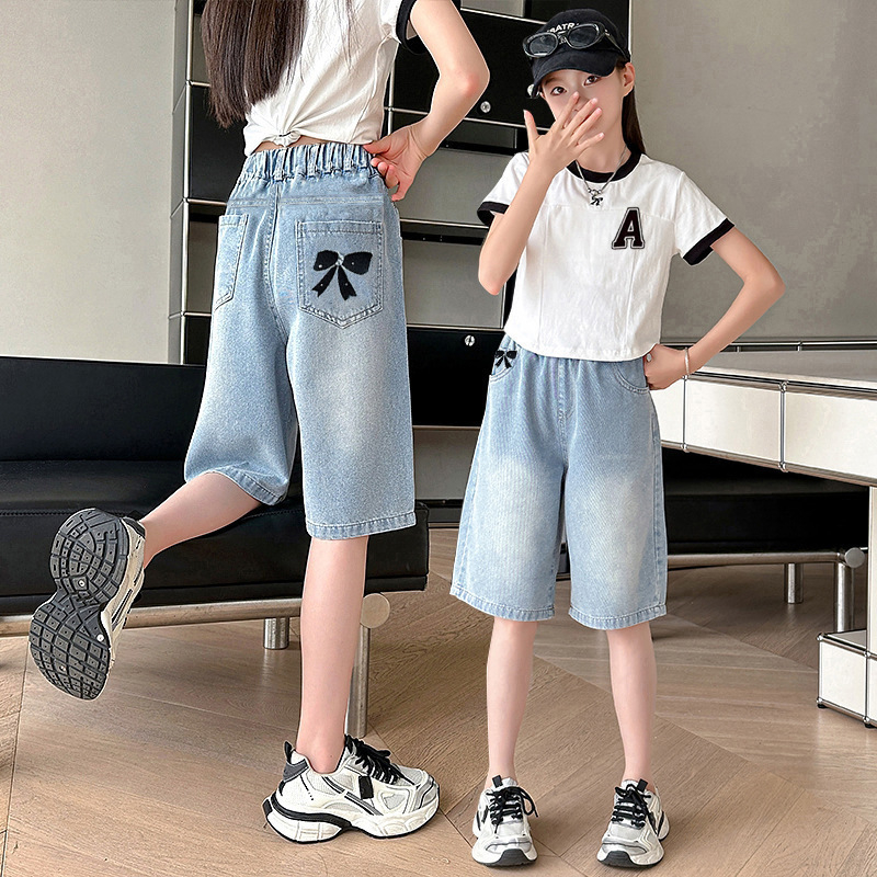Shorts denim de vară pentru fete, croială lejeră, lungime Capri, 2026
