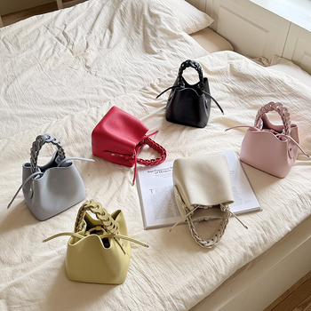 Geantă bucket cu design niche, geantă de umăr tricotată casual, mini crossbody, primăvara 2026