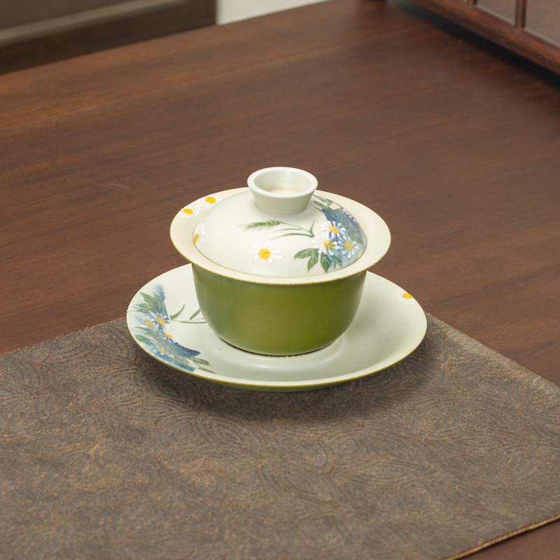 Gaiwan pictat manual, cu motiv mandarin verde, margine floral si glazură verde; ceasca de ceai din ceramică pentru uz casnic