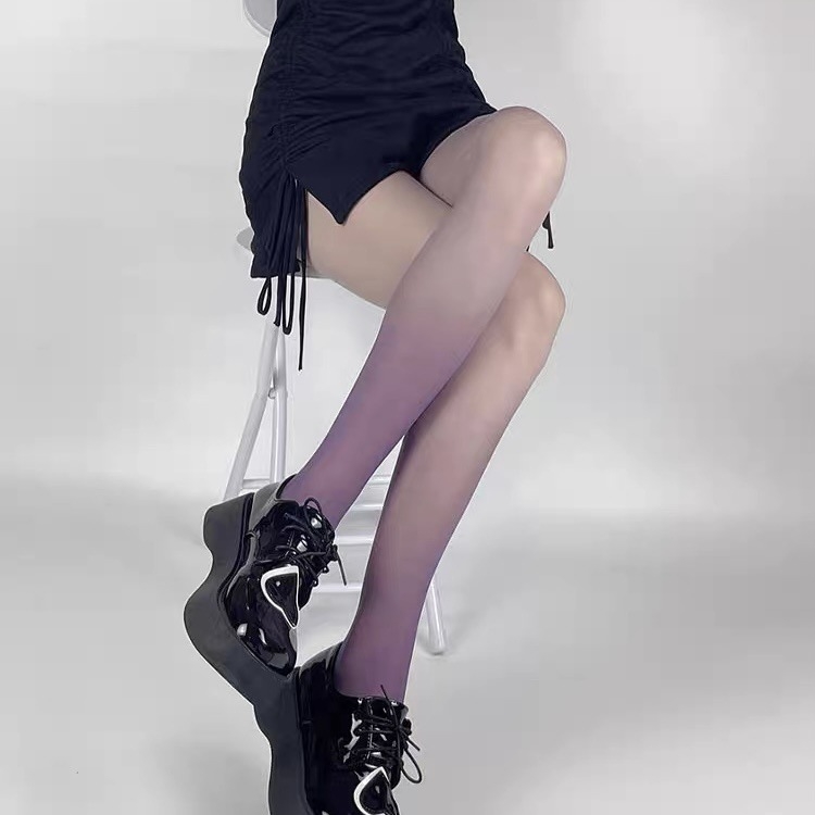 Dresuri de nylon cu gradient pentru femei – cu deschidere la zona intimă, transparente, ultra-subțiri, culoare gradient, primăvară-vară