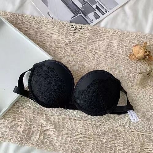 Sutien fără bretele cu push-up, invizibil, fără spate, anti-derapare, cu căptușeală din silicon, cupă 3/4