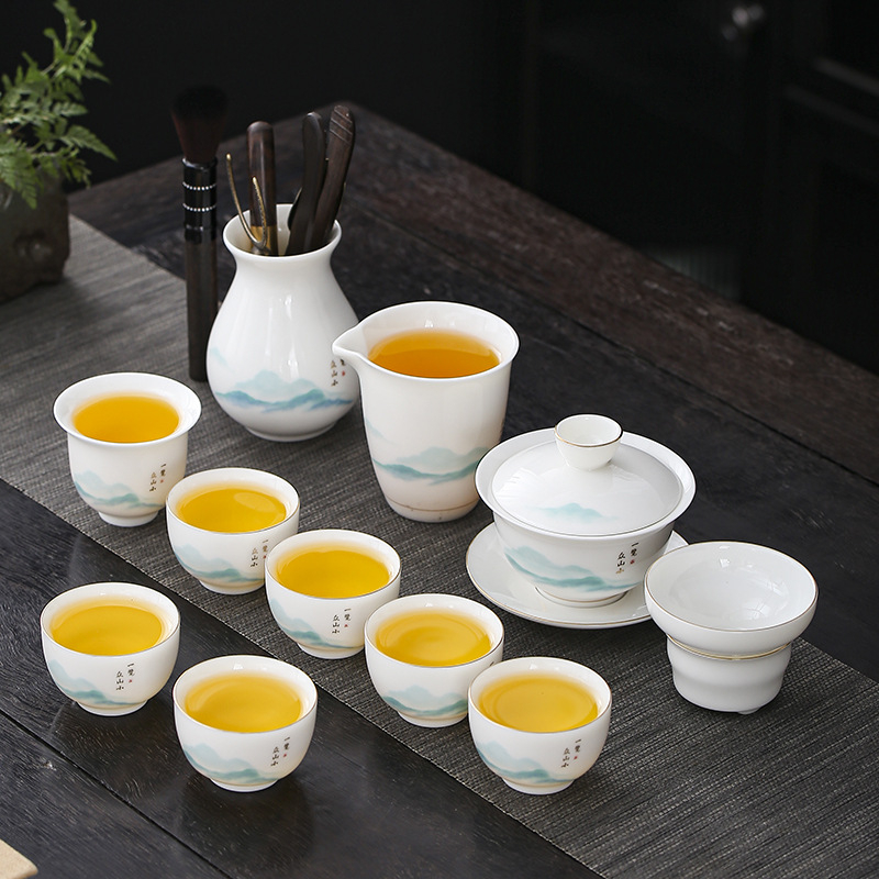Shengxiang set de ceai ceramic – motiv munte asemănător jadului, 11 piese, include boluri mici cu capac și ceașcă principală, plus șase cești pentru domni