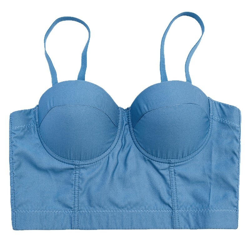 Maiou sexy cu oase de pește, cu cupe căptușite și arc de oțel pentru modelarea bustului, destinat să fie purtat ca piesă exterioară.