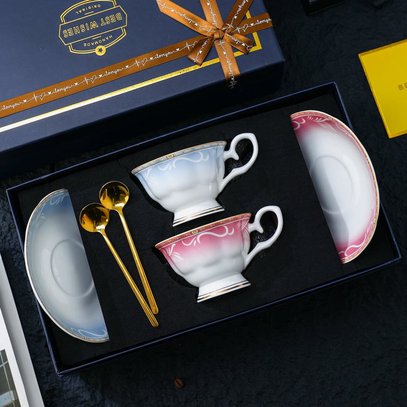 Set de cești de cafea și farfurioare din porțelan cu os, relief și gradient, stil britanic vintage pentru ceaiul de după-amiază, cutie cadou