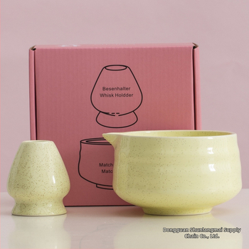 Set de ceai matcha din ceramică, două piese, design minimalist