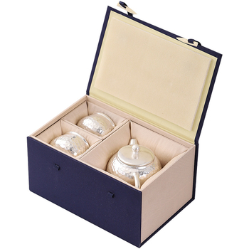 Ceainic ceramic cu acoperire argintie și textură ciocănită manual, set de ceai din porțelan cu cești într-o cutie cadou