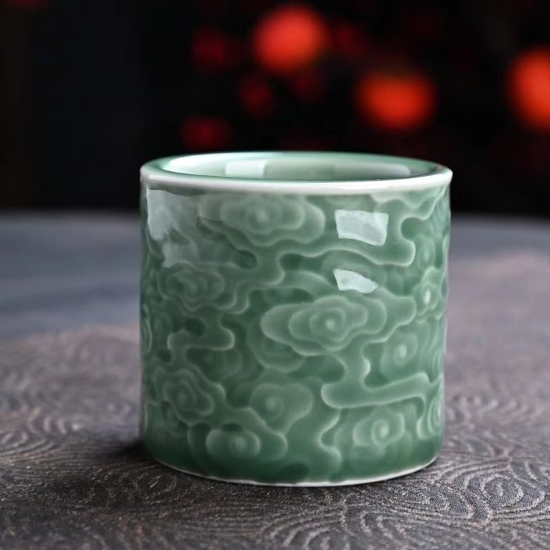 Ceșă de ceai din celadon cu model Norii de Jad, ceramică Yue Kiln, stil vintage