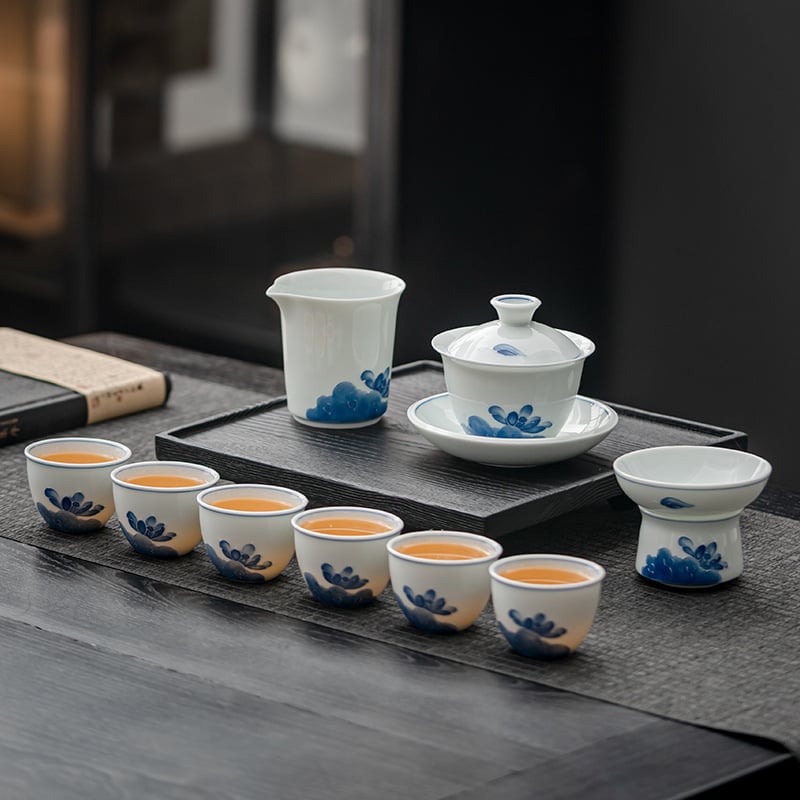 Set de ceai din ceramică, pictat manual, cu floare de lotus albastră, vas cu capac plutitor, stil retro elegant