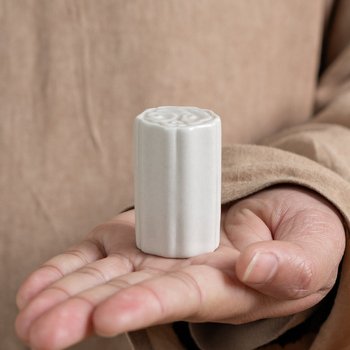 Suport ceramic pentru capac cu motiv de nori pentru ceainic Yixing – accesorii pentru ceremonia ceaiului
