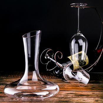 Decantator pentru vin roșu din sticlă, capacitate mare, gură înclinată, design elegant