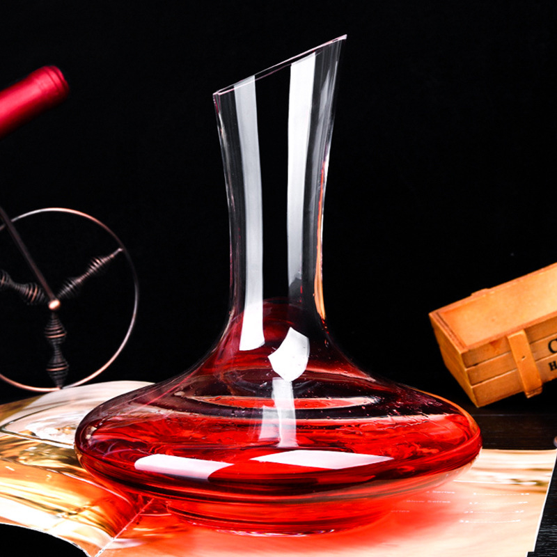 Decantator pentru vin roșu din sticlă, capacitate mare, gură înclinată, design elegant