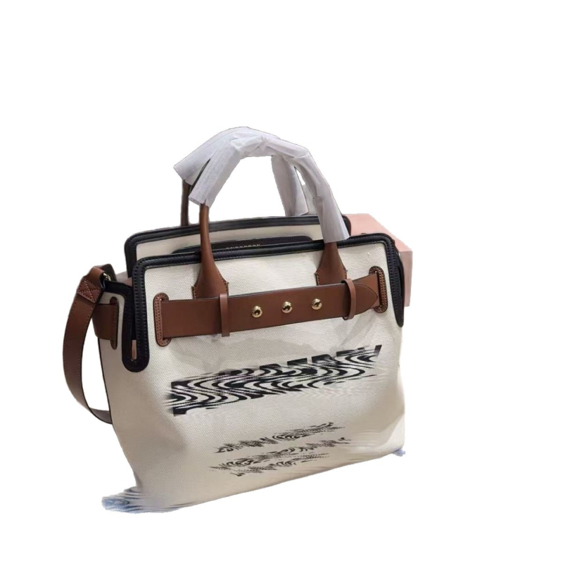 Geantă de umăr crossbody din PVC, capacitate mare, B Brand